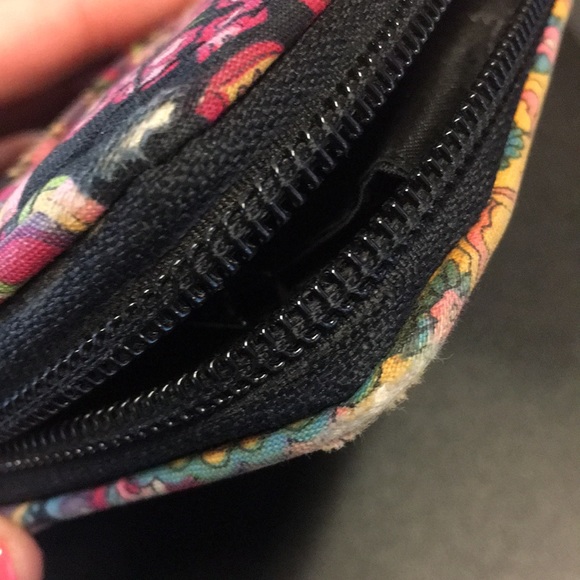 Vera Bradley wallet - Picture 5 of 8